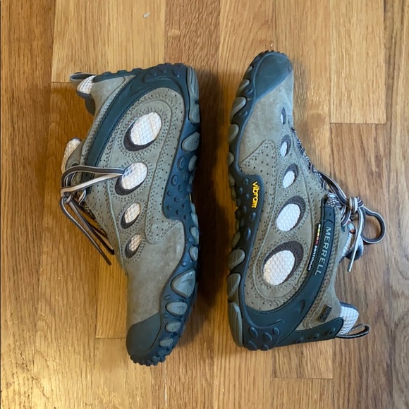 Merrell Shoes - Like New! Women’s Merrell Hiking Shoes, Size 8.5